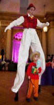 Stilt walkers, jugglers, clowns, top kids party planners for hire in NYC