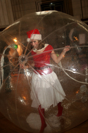 Top party planners in NYC for children party, aerialist, cirque, themed party packages